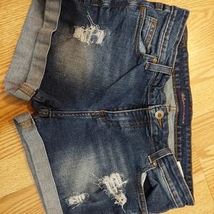 Lauren James Co. Denim cuffed shorts size 26 (S)